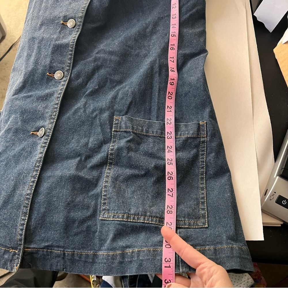 Villager Sport Dark Blue Jean Jacket with Belt Chore Pockets XL Vintage Denim - Picture 9 of 9